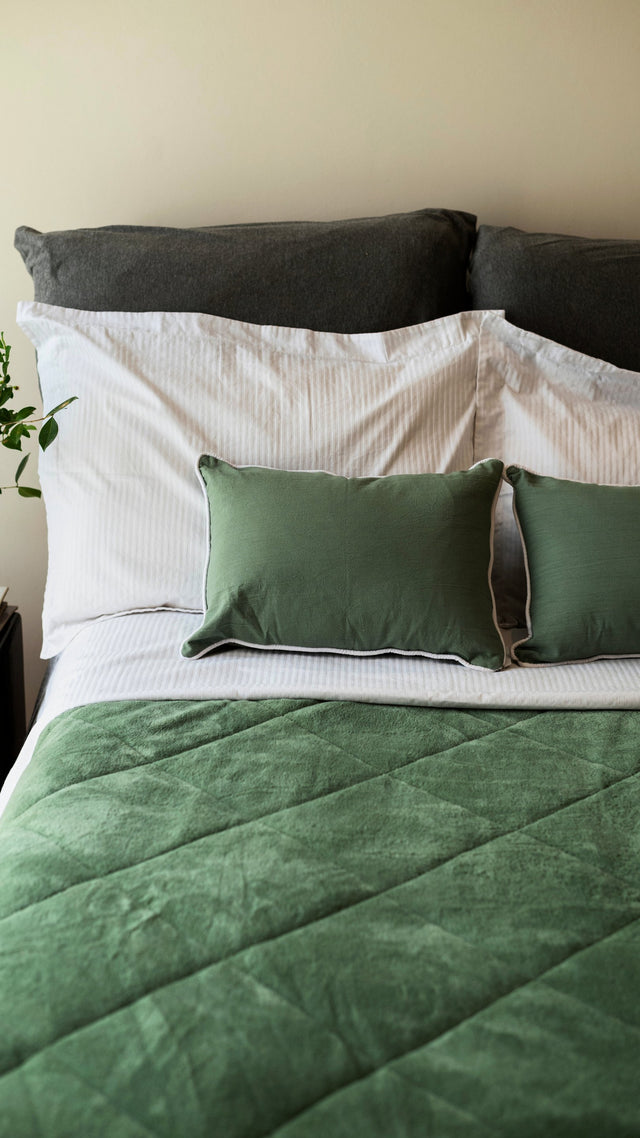 Beds & mattresses