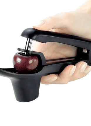 Kitchen fruit corer