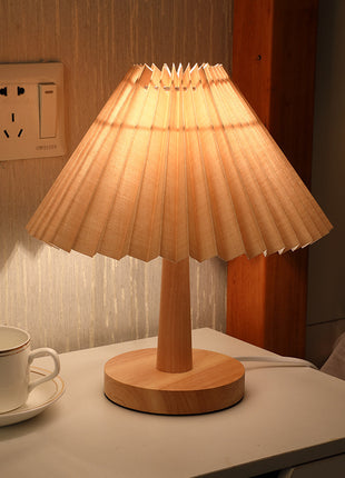 Vintage Pleated Table Lamp