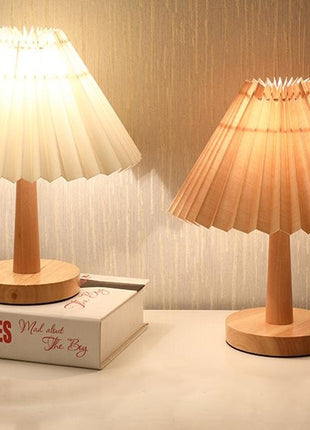 Vintage Pleated Table Lamp