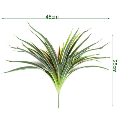 Chlorophytum plant wall flower arrangement