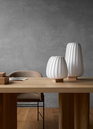 Modern Minimalist Creative Table Lamp Living Room Bedroom