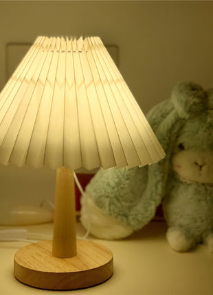 Vintage Pleated Table Lamp