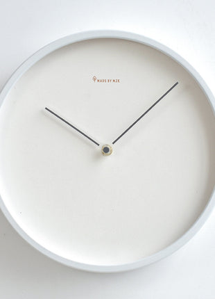 Modern Minimalist Living Room Metal Wall Clock