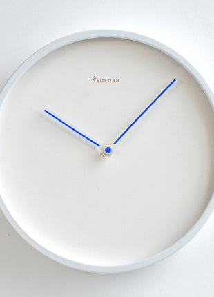 Modern Minimalist Living Room Metal Wall Clock