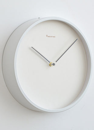 Modern Minimalist Living Room Metal Wall Clock