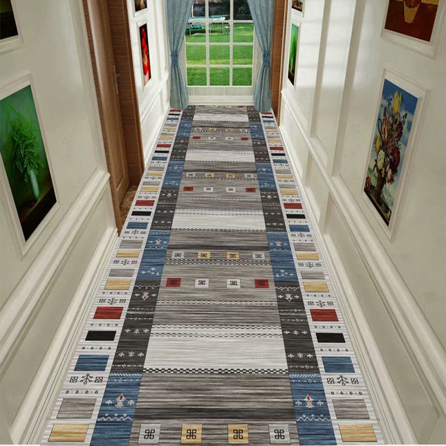 Hallway Carpet Household Hallway Stairs Are Full Of Guests