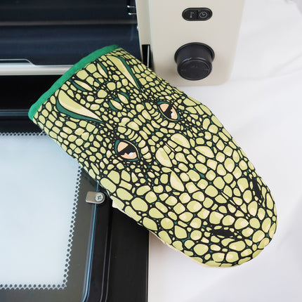 Cartoon Animal Thermal Insulation Thickening Oven Gloves BBQ Anti-scald