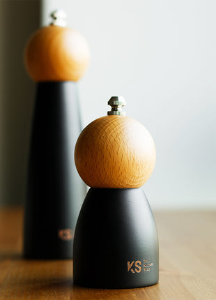 Pepper Mill Grinder